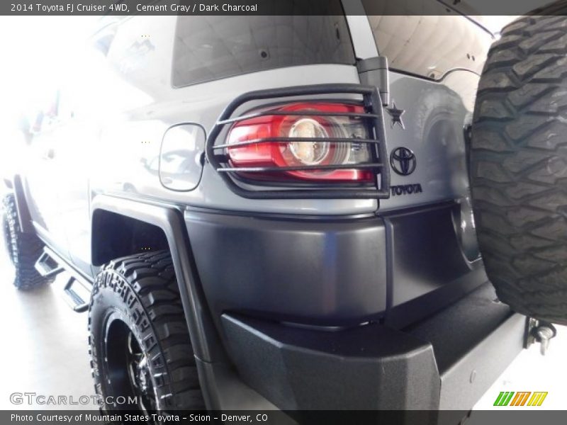 Cement Gray / Dark Charcoal 2014 Toyota FJ Cruiser 4WD