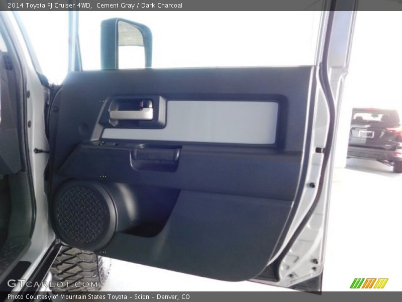 Cement Gray / Dark Charcoal 2014 Toyota FJ Cruiser 4WD