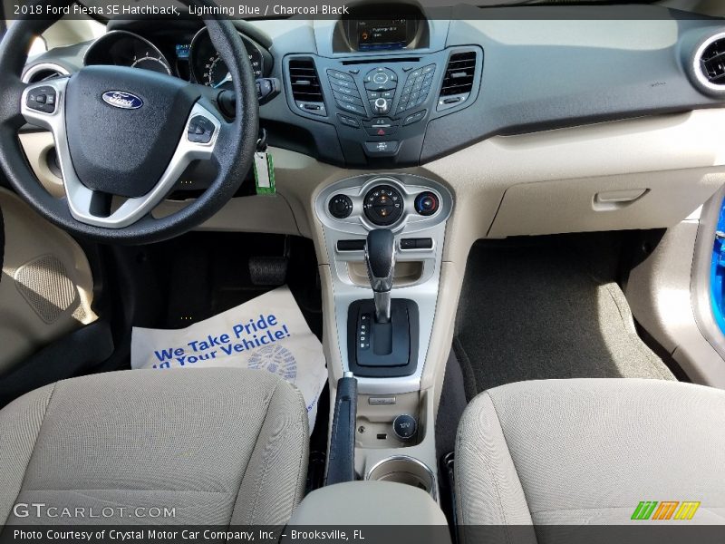 Lightning Blue / Charcoal Black 2018 Ford Fiesta SE Hatchback