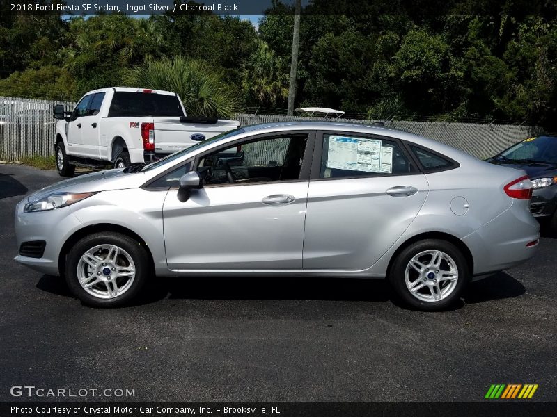 Ingot Silver / Charcoal Black 2018 Ford Fiesta SE Sedan