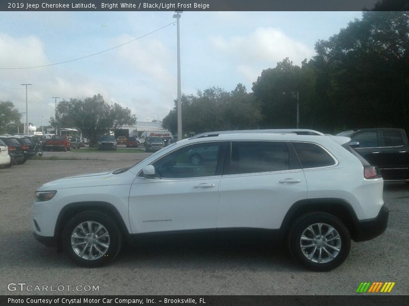 Bright White / Black/Light Frost Beige 2019 Jeep Cherokee Latitude