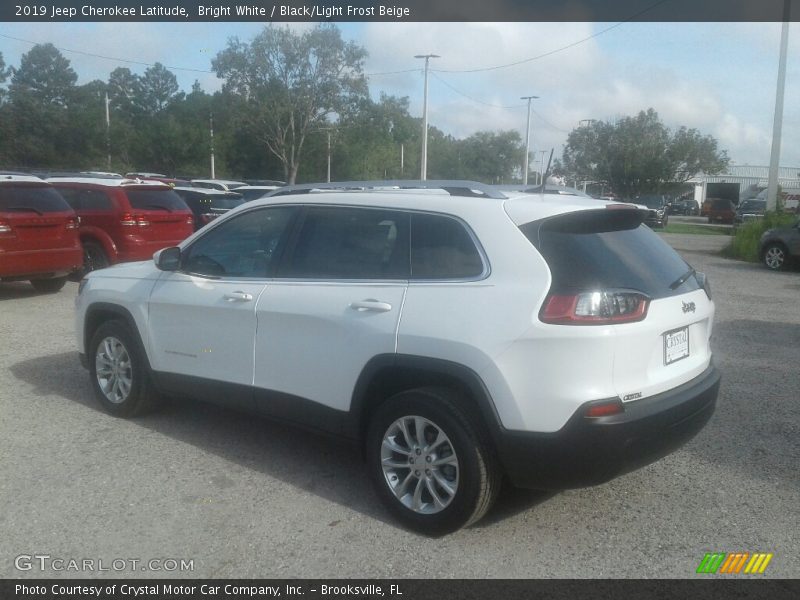 Bright White / Black/Light Frost Beige 2019 Jeep Cherokee Latitude