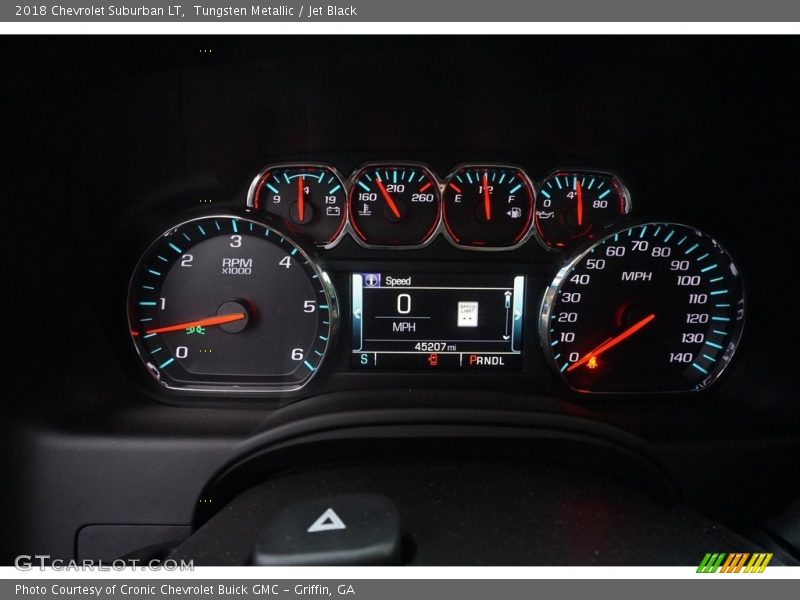 Tungsten Metallic / Jet Black 2018 Chevrolet Suburban LT