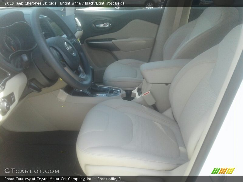 Bright White / Black/Light Frost Beige 2019 Jeep Cherokee Latitude