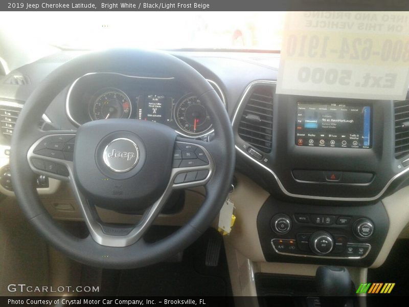 Bright White / Black/Light Frost Beige 2019 Jeep Cherokee Latitude