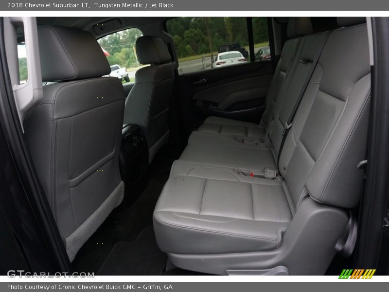 Tungsten Metallic / Jet Black 2018 Chevrolet Suburban LT