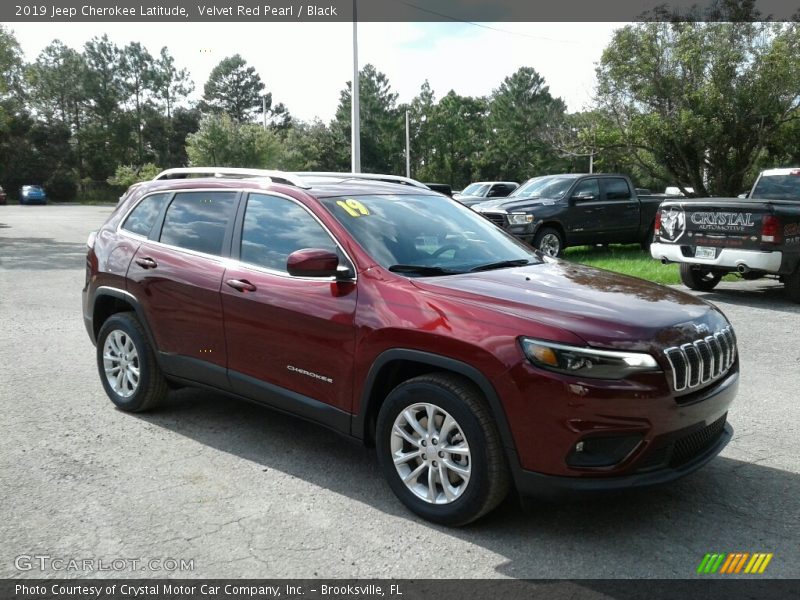 Velvet Red Pearl / Black 2019 Jeep Cherokee Latitude