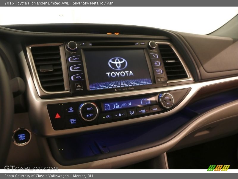 Silver Sky Metallic / Ash 2016 Toyota Highlander Limited AWD