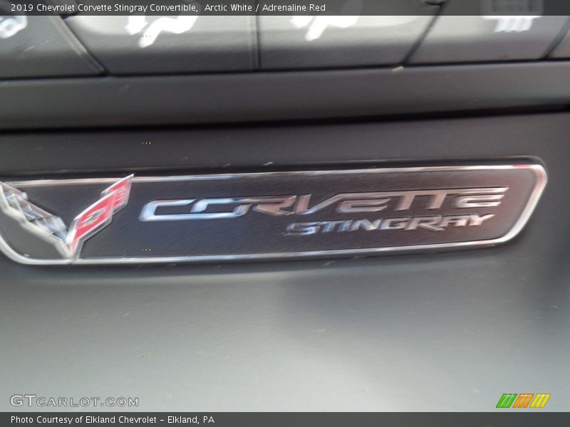 Arctic White / Adrenaline Red 2019 Chevrolet Corvette Stingray Convertible
