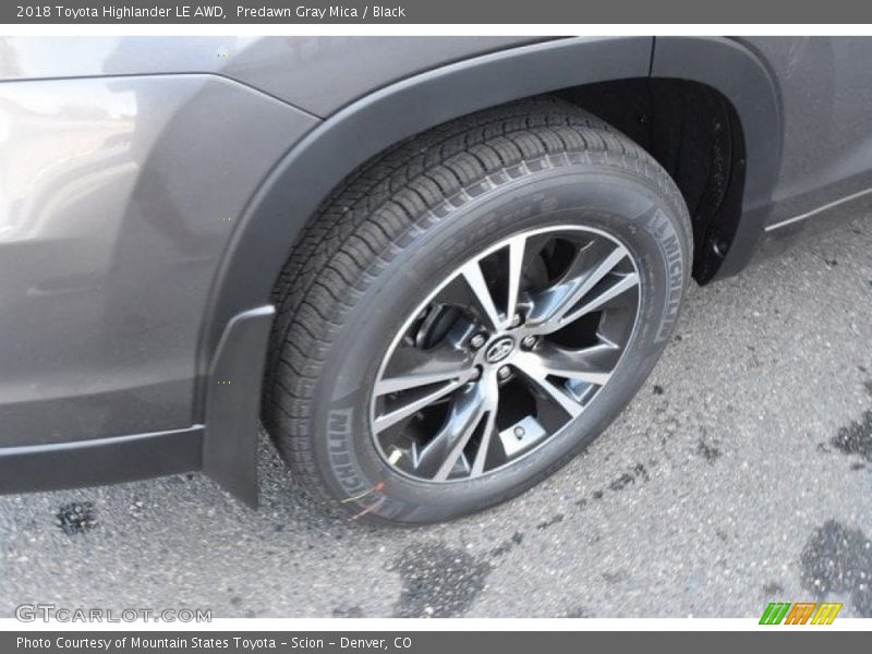 Predawn Gray Mica / Black 2018 Toyota Highlander LE AWD