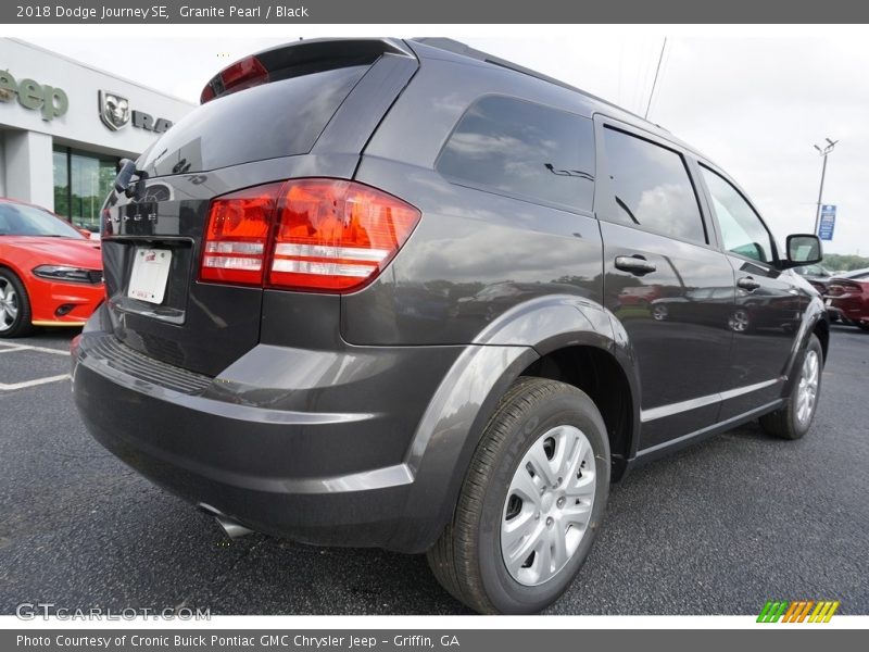 Granite Pearl / Black 2018 Dodge Journey SE