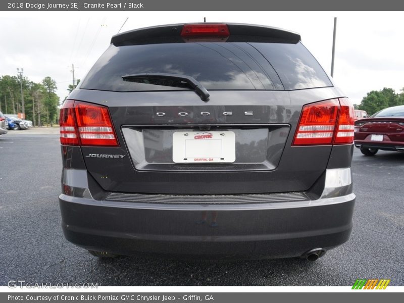 Granite Pearl / Black 2018 Dodge Journey SE