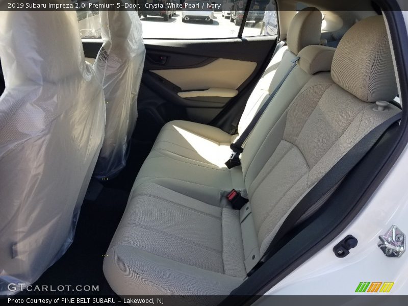 Crystal White Pearl / Ivory 2019 Subaru Impreza 2.0i Premium 5-Door