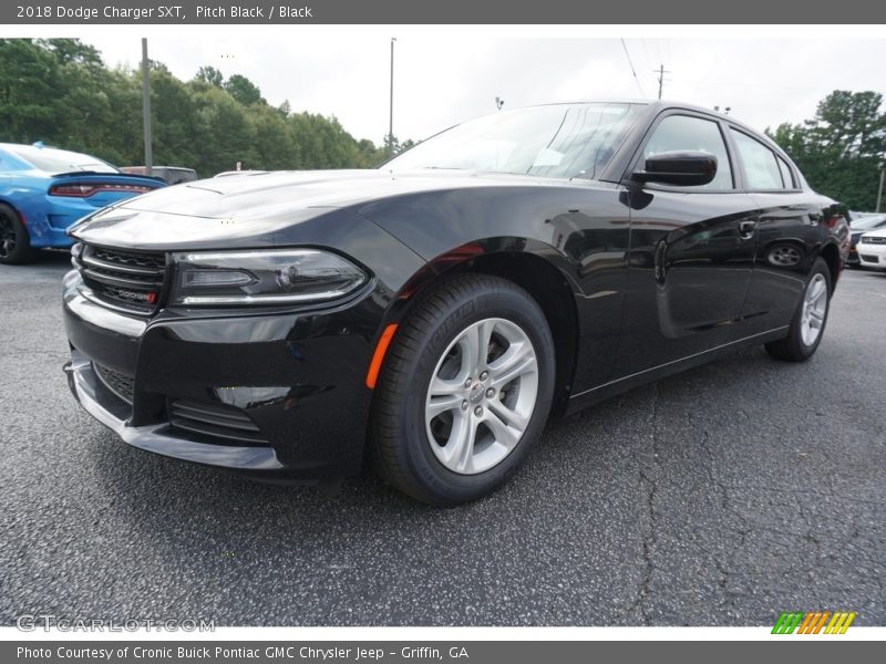 Pitch Black / Black 2018 Dodge Charger SXT