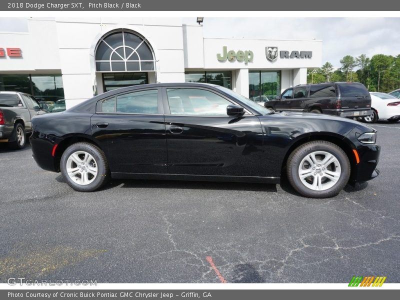 Pitch Black / Black 2018 Dodge Charger SXT