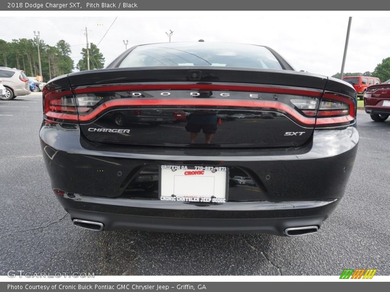 Pitch Black / Black 2018 Dodge Charger SXT