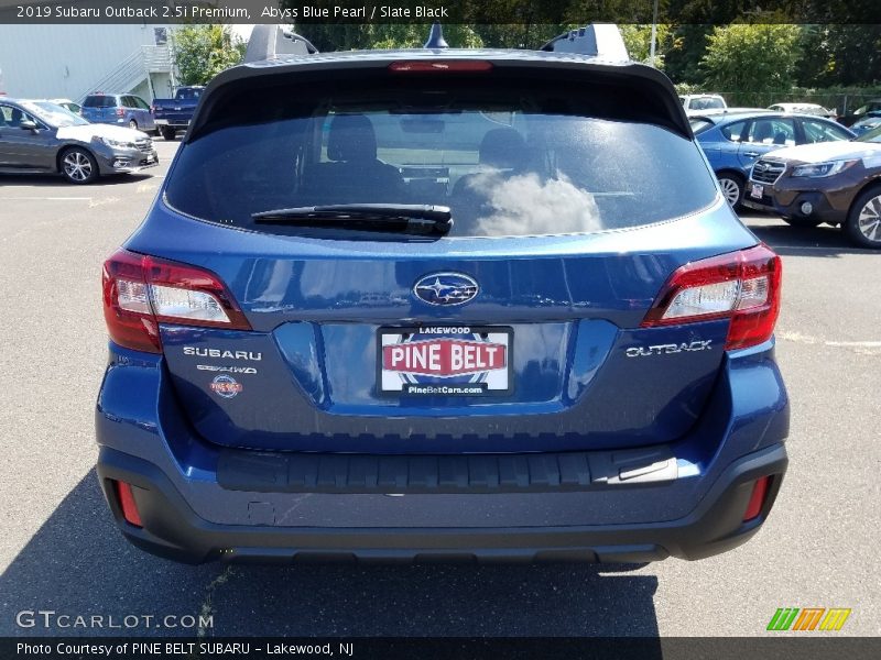 Abyss Blue Pearl / Slate Black 2019 Subaru Outback 2.5i Premium