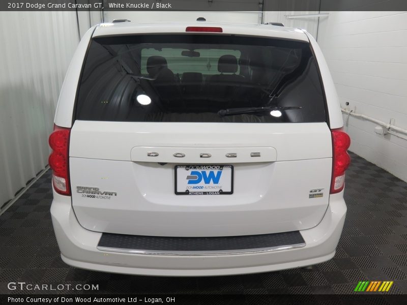 White Knuckle / Black 2017 Dodge Grand Caravan GT