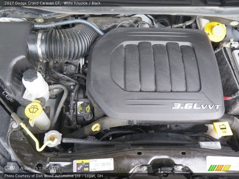 White Knuckle / Black 2017 Dodge Grand Caravan GT