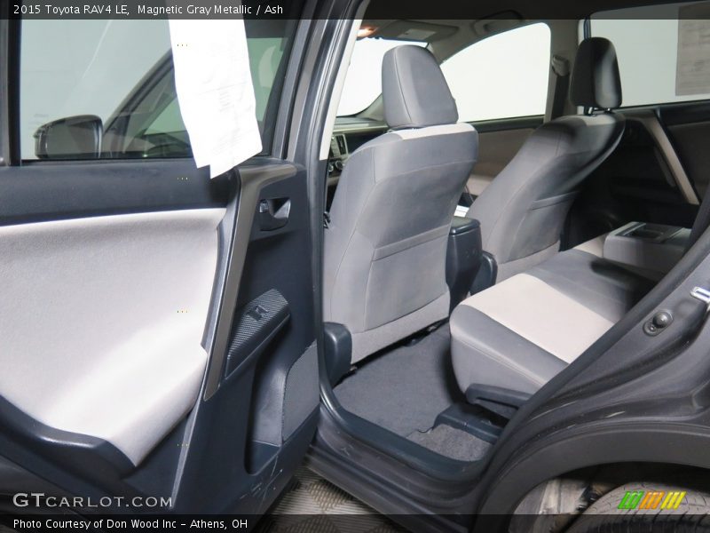 Magnetic Gray Metallic / Ash 2015 Toyota RAV4 LE