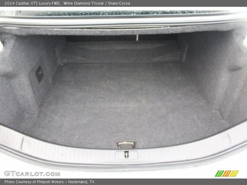 White Diamond Tricoat / Shale/Cocoa 2014 Cadillac XTS Luxury FWD