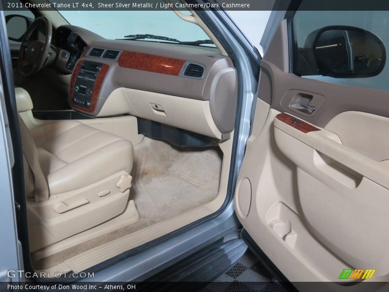 Sheer Silver Metallic / Light Cashmere/Dark Cashmere 2011 Chevrolet Tahoe LT 4x4