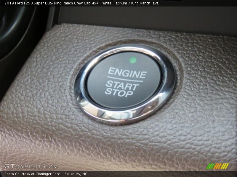 Controls of 2019 F250 Super Duty King Ranch Crew Cab 4x4