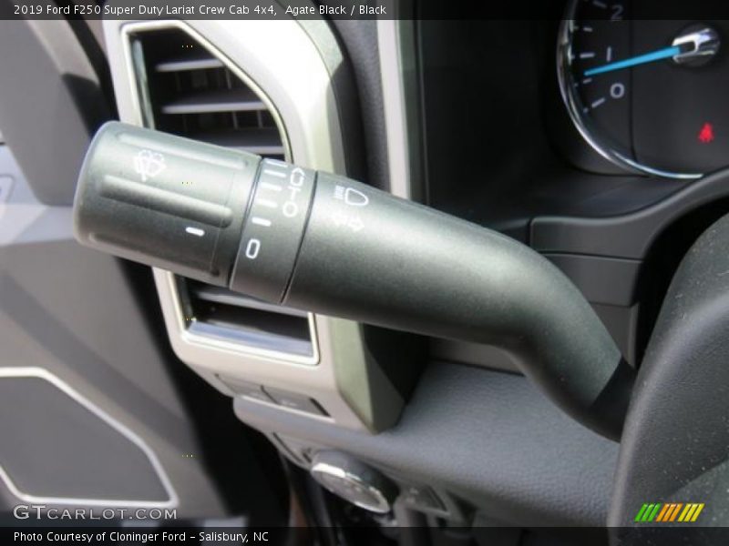 Controls of 2019 F250 Super Duty Lariat Crew Cab 4x4