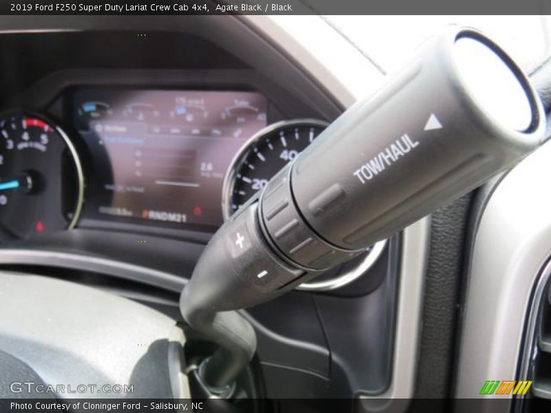 Controls of 2019 F250 Super Duty Lariat Crew Cab 4x4