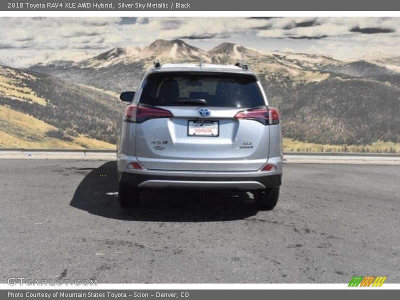Silver Sky Metallic / Black 2018 Toyota RAV4 XLE AWD Hybrid