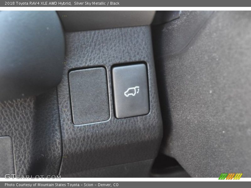 Silver Sky Metallic / Black 2018 Toyota RAV4 XLE AWD Hybrid