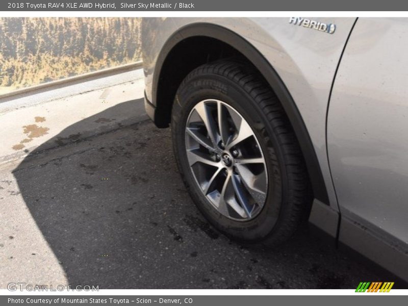 Silver Sky Metallic / Black 2018 Toyota RAV4 XLE AWD Hybrid