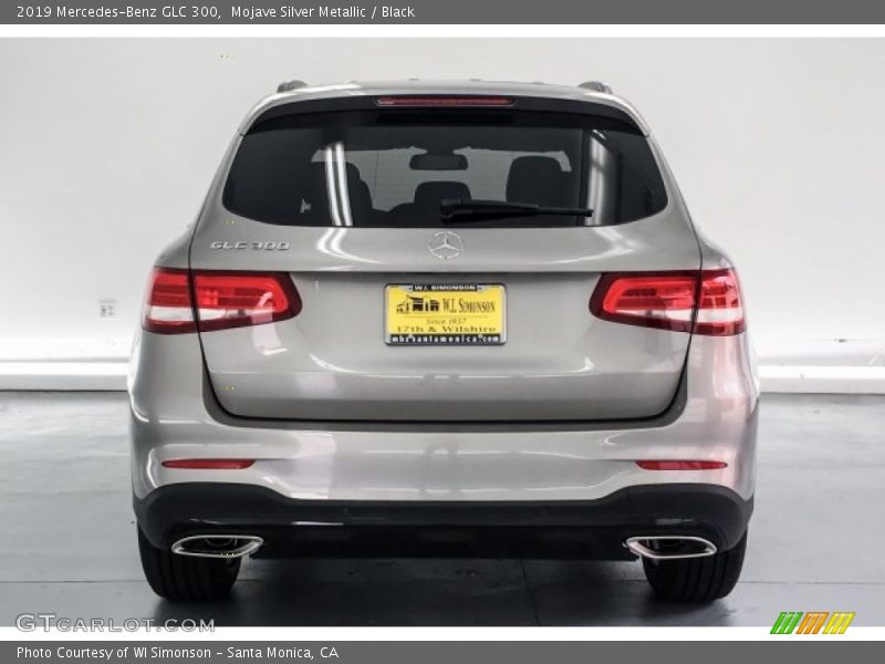 Mojave Silver Metallic / Black 2019 Mercedes-Benz GLC 300