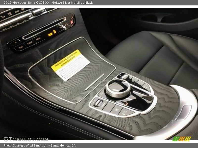 Mojave Silver Metallic / Black 2019 Mercedes-Benz GLC 300