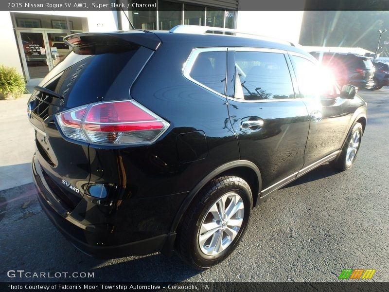 Super Black / Charcoal 2015 Nissan Rogue SV AWD