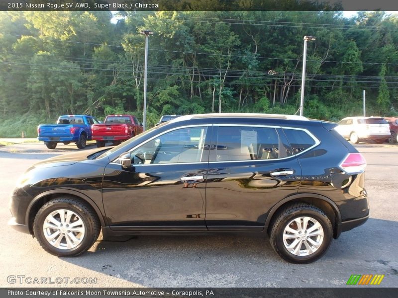 Super Black / Charcoal 2015 Nissan Rogue SV AWD
