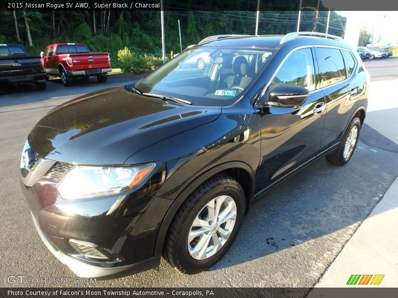 Super Black / Charcoal 2015 Nissan Rogue SV AWD