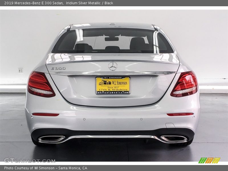 Iridium Silver Metallic / Black 2019 Mercedes-Benz E 300 Sedan