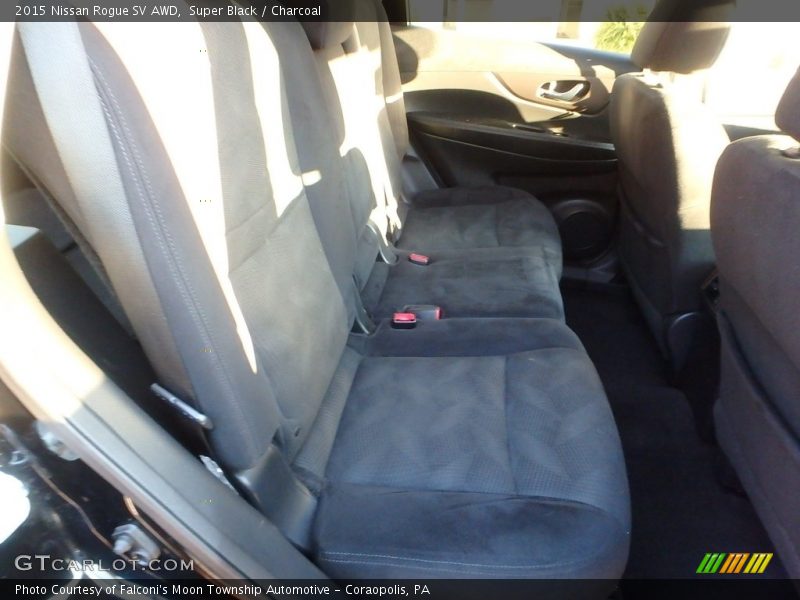 Super Black / Charcoal 2015 Nissan Rogue SV AWD