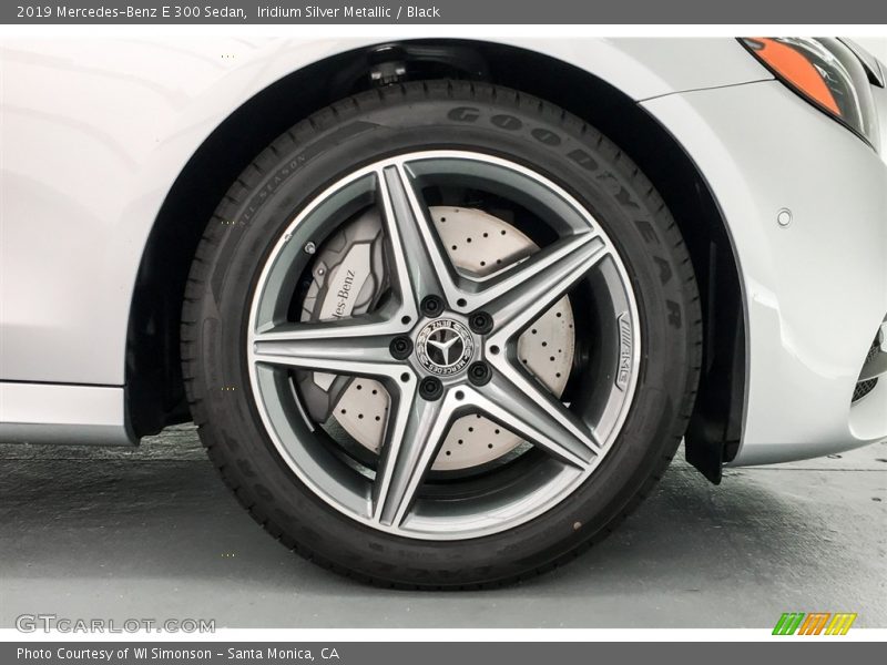 Iridium Silver Metallic / Black 2019 Mercedes-Benz E 300 Sedan