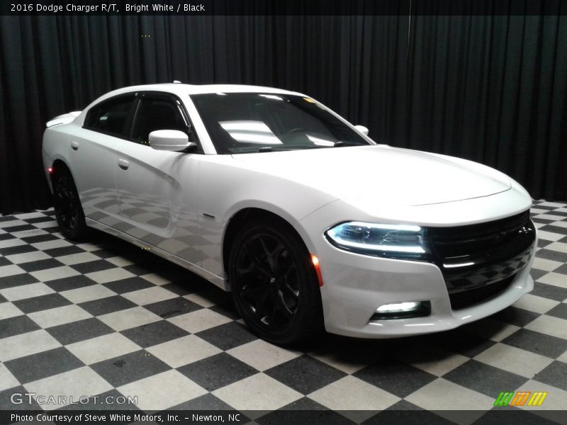 Bright White / Black 2016 Dodge Charger R/T