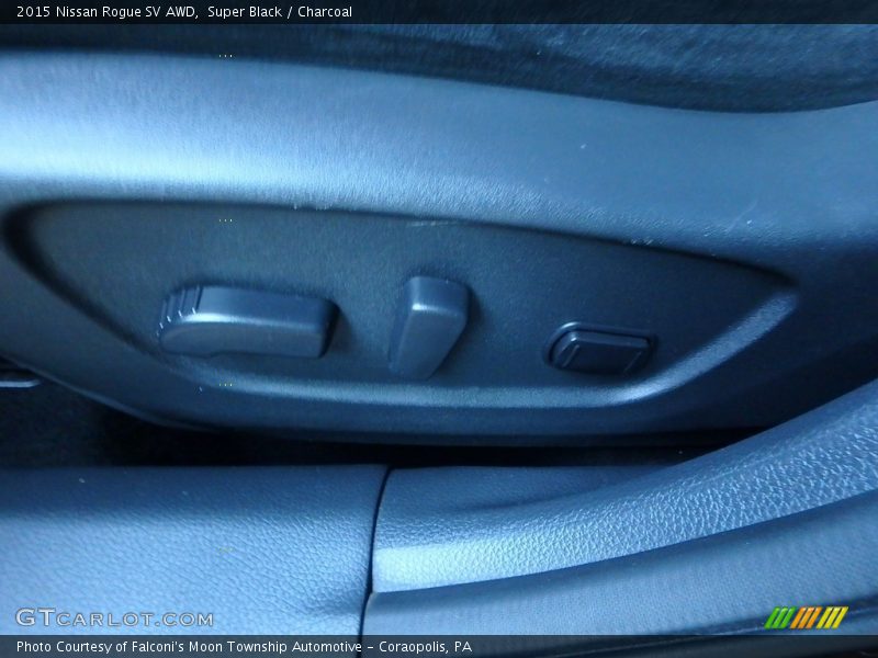 Super Black / Charcoal 2015 Nissan Rogue SV AWD