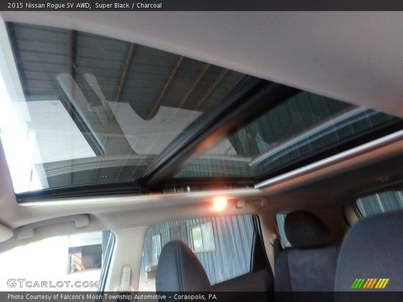 Super Black / Charcoal 2015 Nissan Rogue SV AWD