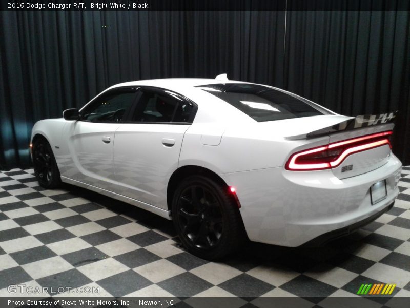 Bright White / Black 2016 Dodge Charger R/T