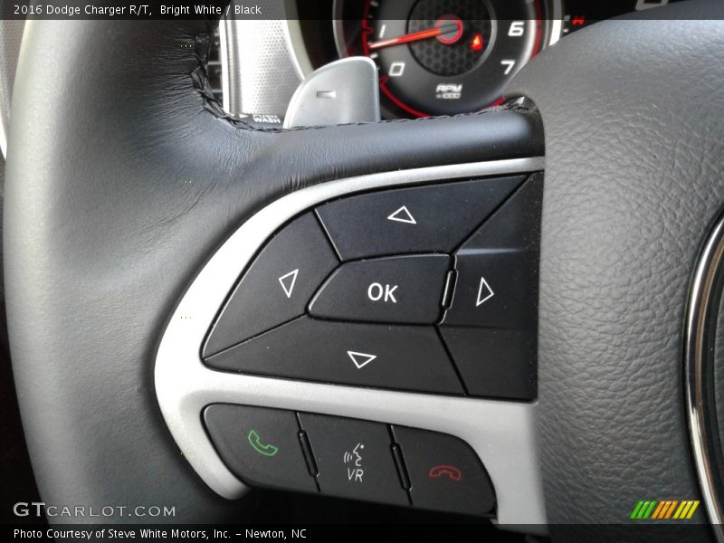 Bright White / Black 2016 Dodge Charger R/T