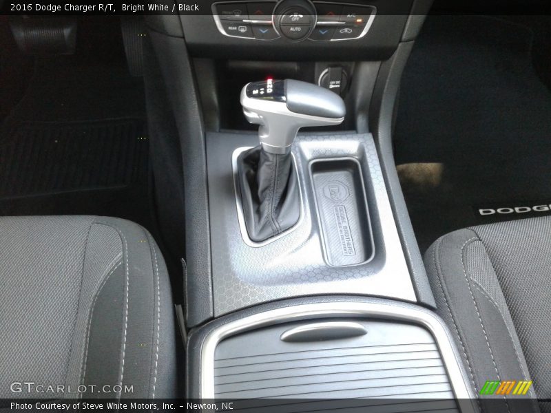 Bright White / Black 2016 Dodge Charger R/T