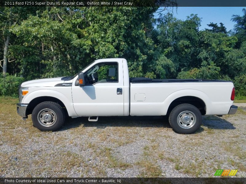 Oxford White / Steel Gray 2011 Ford F250 Super Duty XL Regular Cab