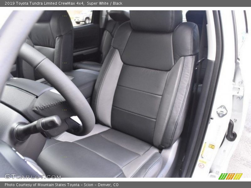 Super White / Black 2019 Toyota Tundra Limited CrewMax 4x4