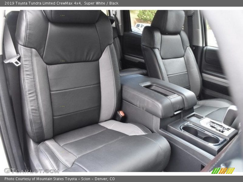 Super White / Black 2019 Toyota Tundra Limited CrewMax 4x4