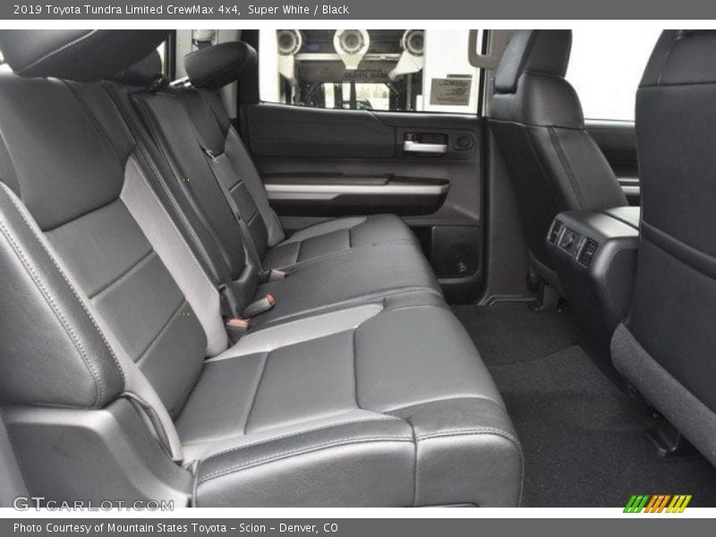 Super White / Black 2019 Toyota Tundra Limited CrewMax 4x4